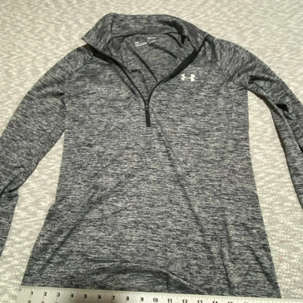 Under Armour loose Heatgear grey long sleeve sweatshirt Size MD. SKU-A583